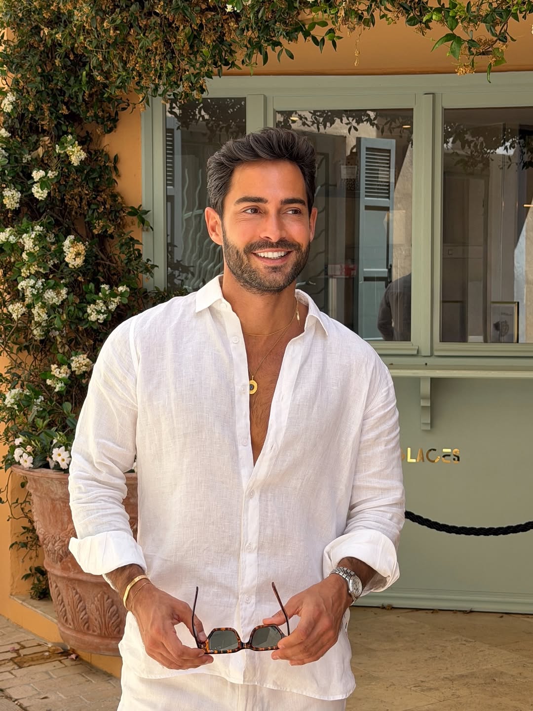 The Lorenzo Linen Pair